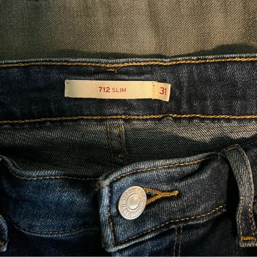 LEVIS - Picture 4 of 5